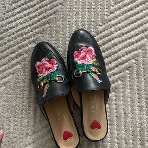 Black Slides w flowers and gold buckle